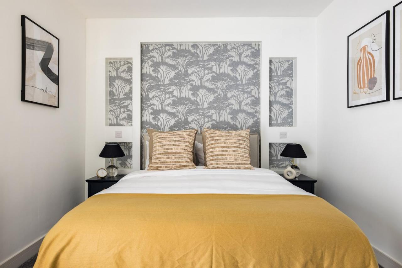 런던 The Battersea Secret - Trendy 3Bdr Flat With Patio 아파트 외부 사진