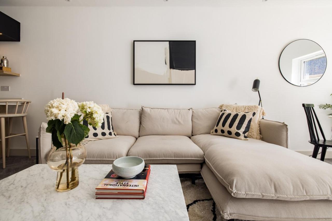 런던 The Battersea Secret - Trendy 3Bdr Flat With Patio 아파트 외부 사진