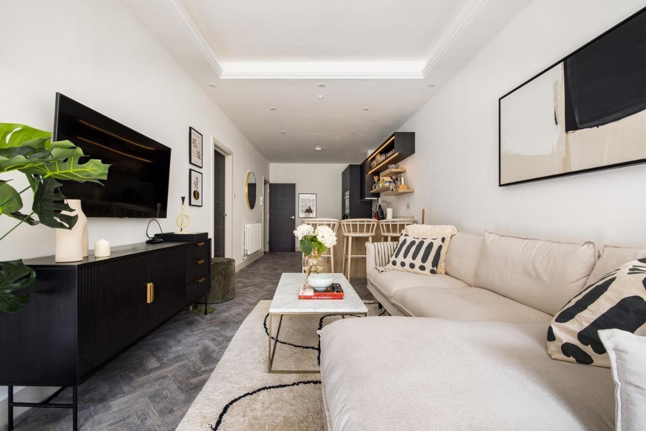 런던 The Battersea Secret - Trendy 3Bdr Flat With Patio 아파트 외부 사진