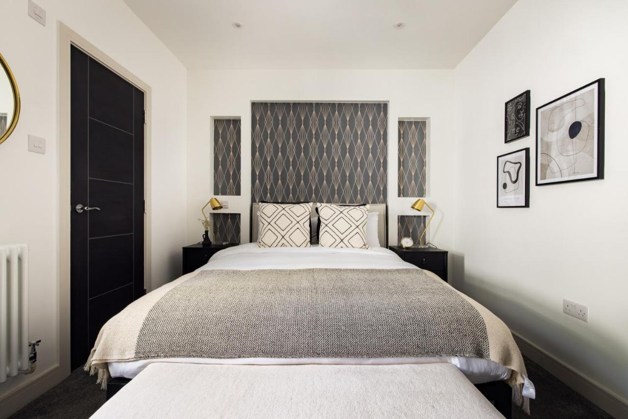 런던 The Battersea Secret - Trendy 3Bdr Flat With Patio 아파트 외부 사진
