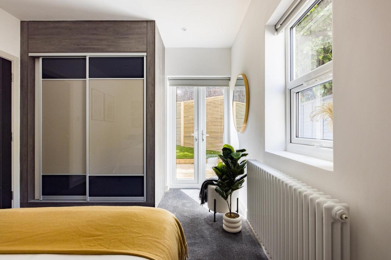 런던 The Battersea Secret - Trendy 3Bdr Flat With Patio 아파트 외부 사진
