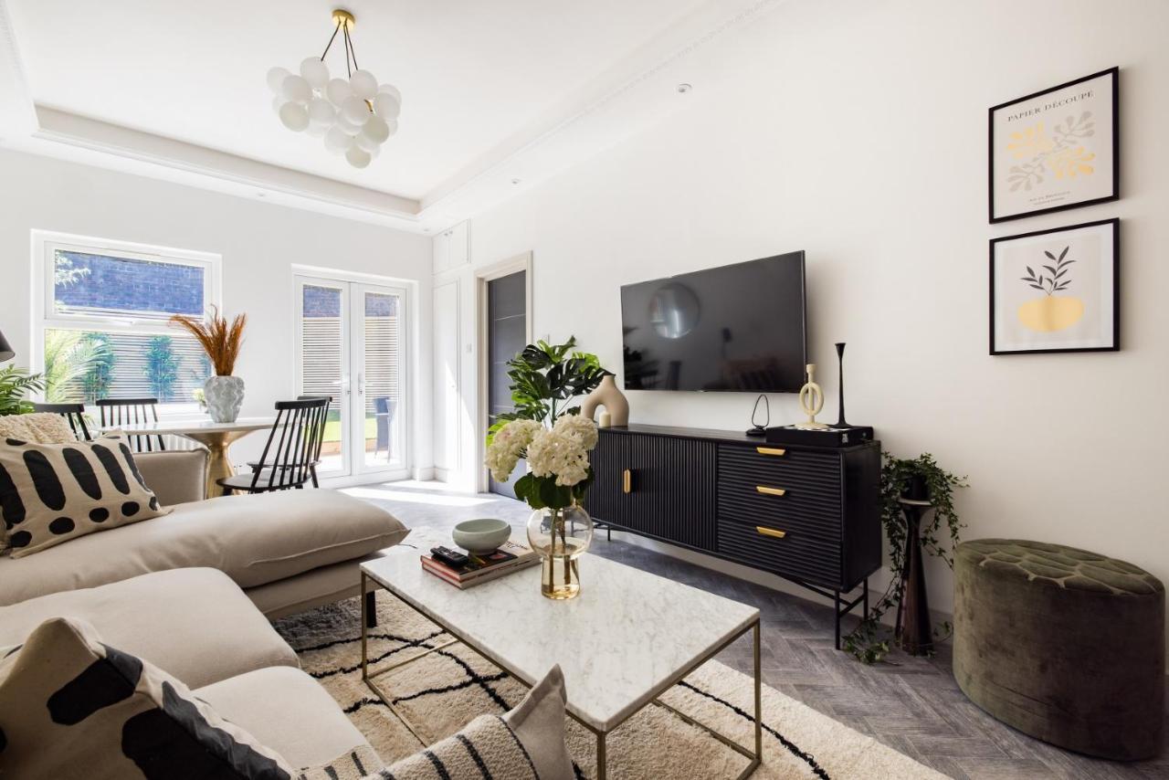 런던 The Battersea Secret - Trendy 3Bdr Flat With Patio 아파트 외부 사진
