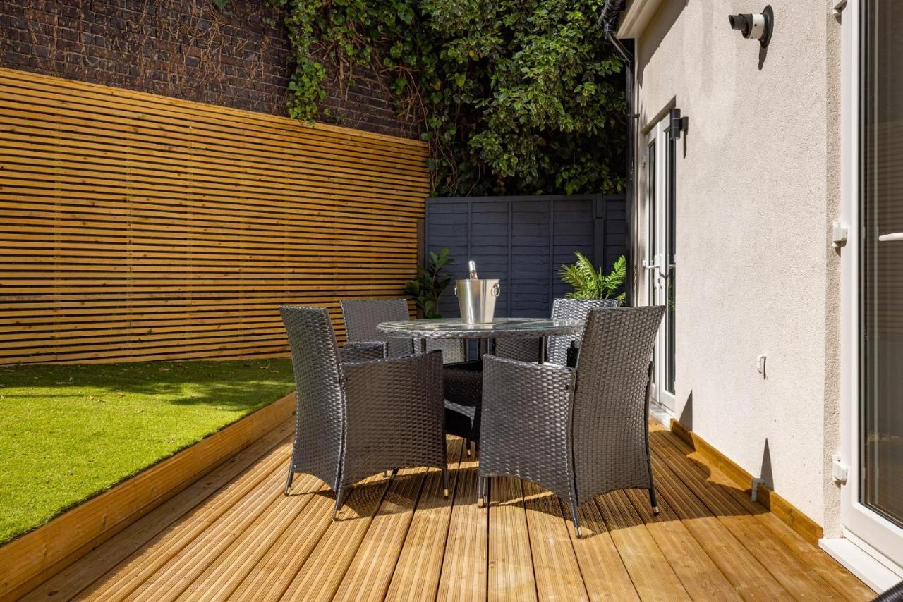 런던 The Battersea Secret - Trendy 3Bdr Flat With Patio 아파트 외부 사진
